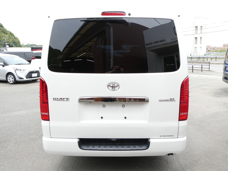 HIACE VAN