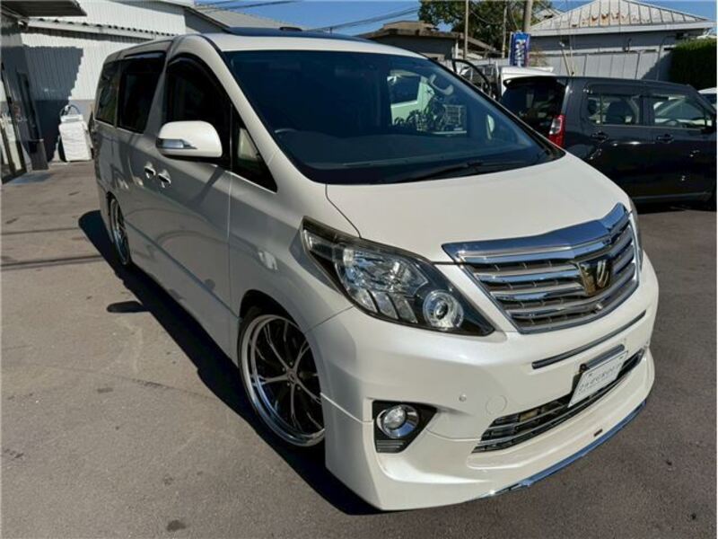 TOYOTA ALPHARD