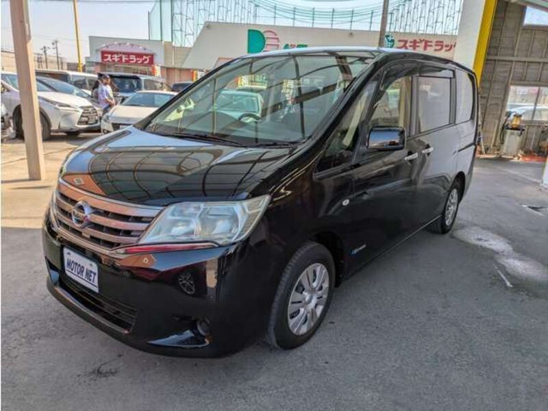 NISSAN SERENA
