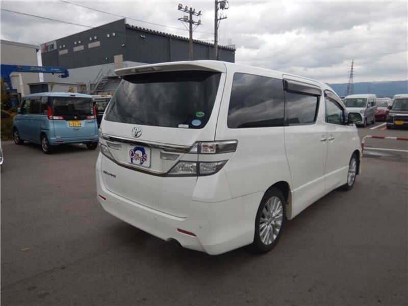 VELLFIRE