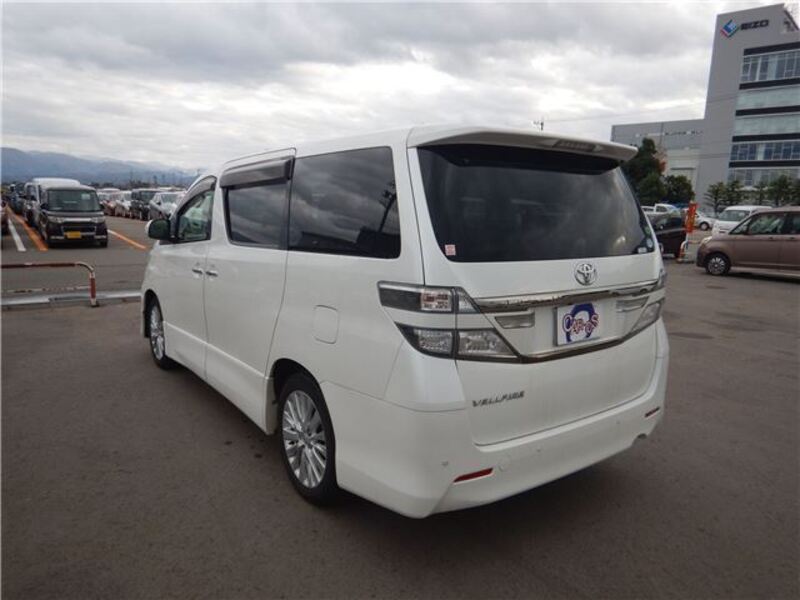 VELLFIRE
