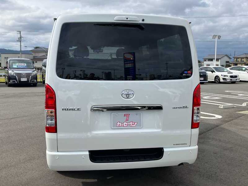 HIACE VAN