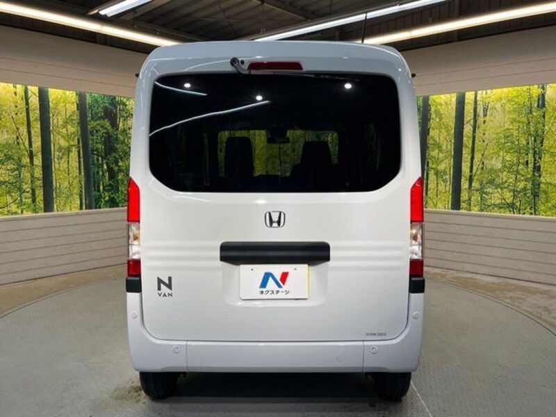 N-VAN