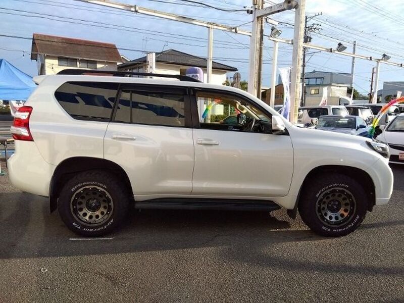 LAND CRUISER PRADO
