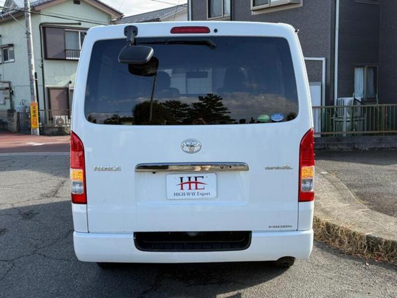 HIACE VAN