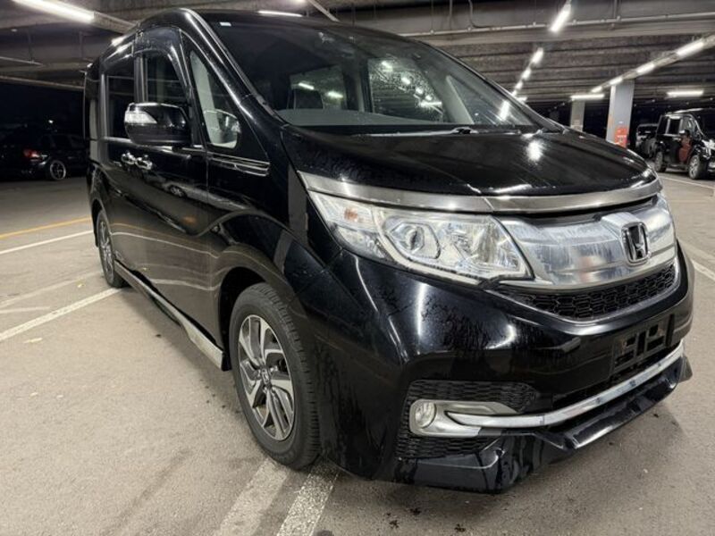 HONDA STEPWAGON SPADA