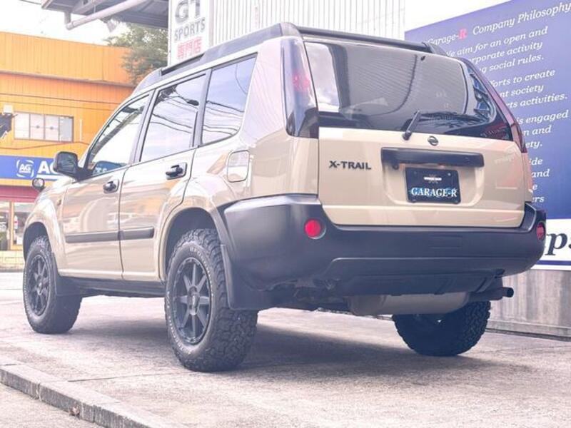 X-TRAIL