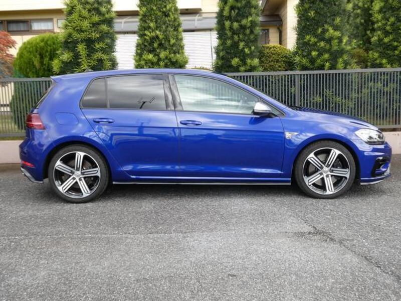 GOLF R