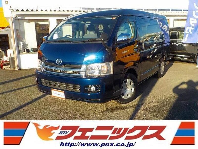 TOYOTA HIACE WAGON