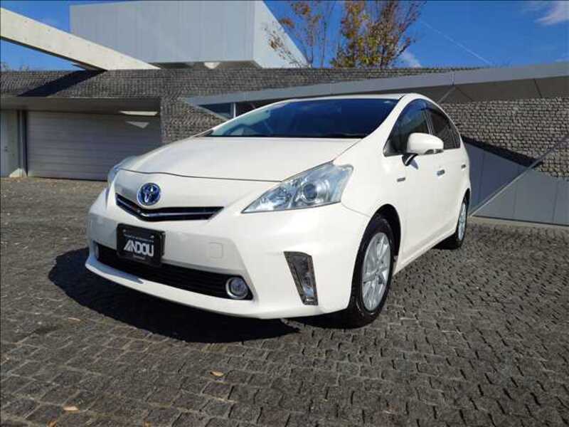 PRIUS ALPHA-0