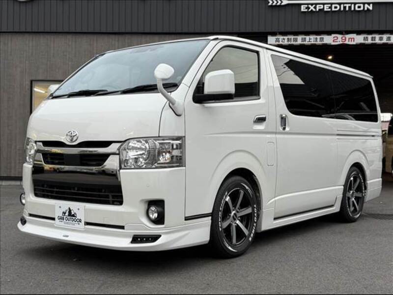HIACE VAN