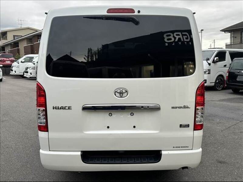 HIACE VAN