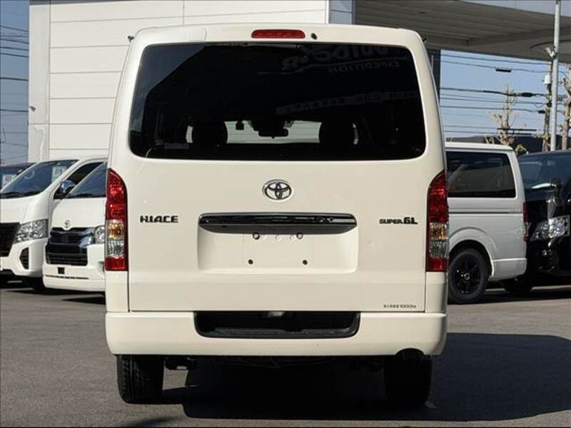 HIACE VAN