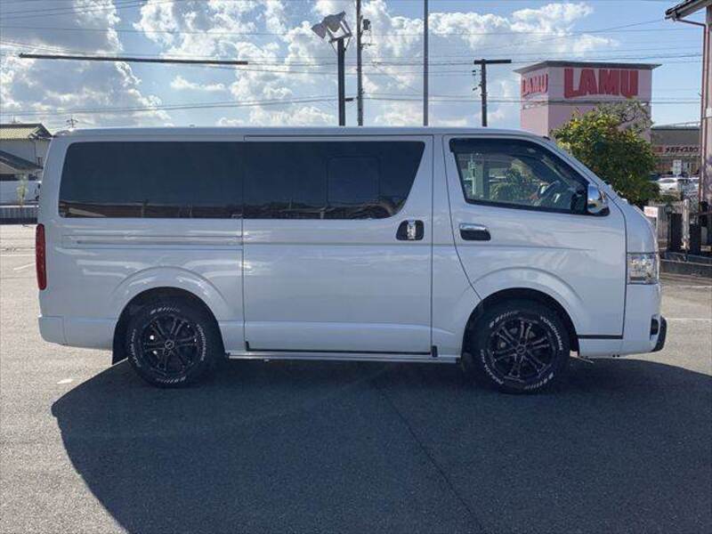 HIACE VAN