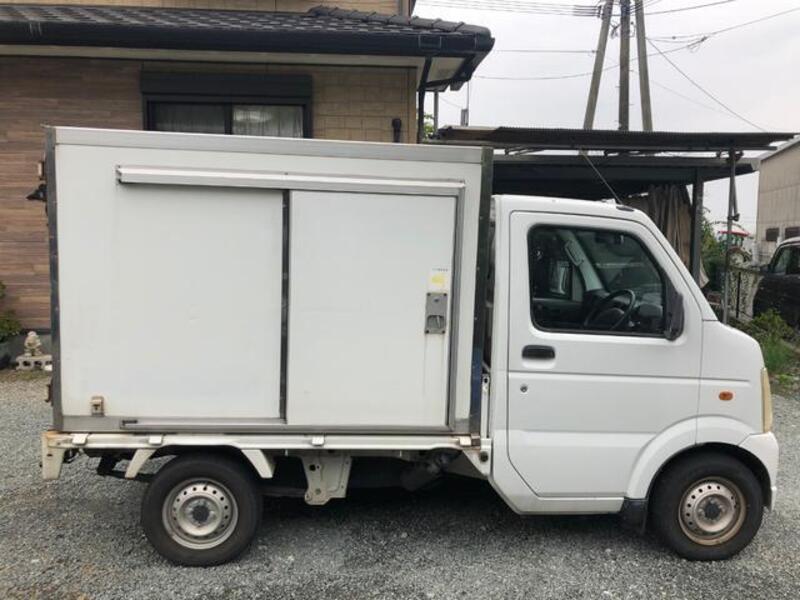 CARRY TRUCK