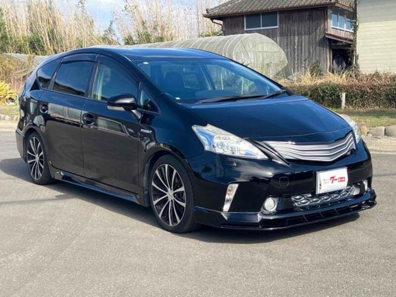 PRIUS ALPHA