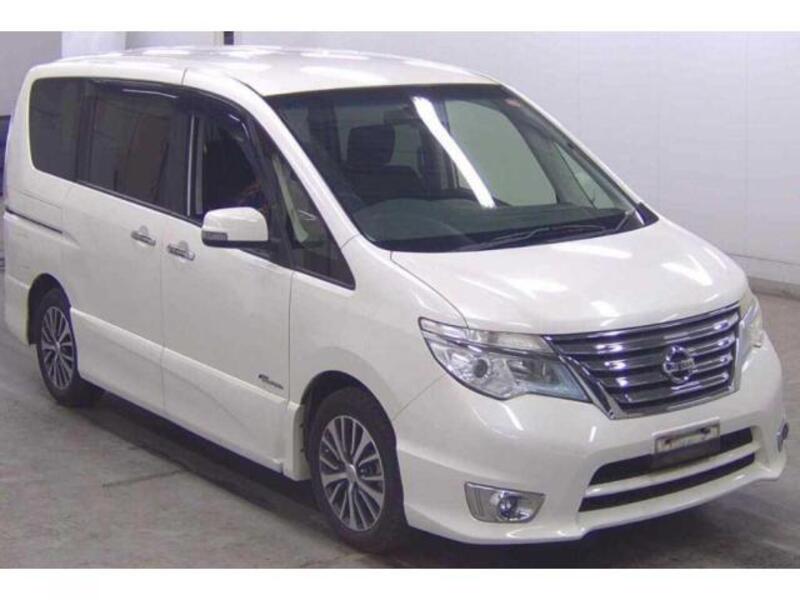 NISSAN SERENA