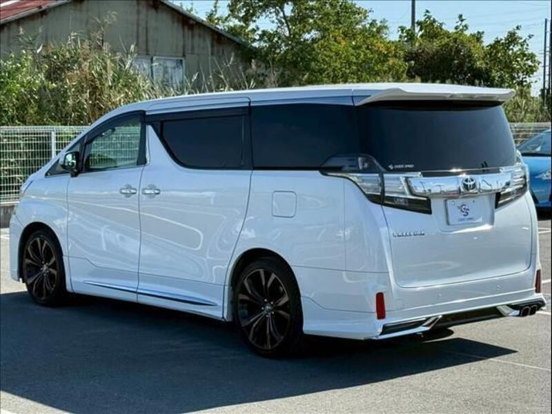 VELLFIRE