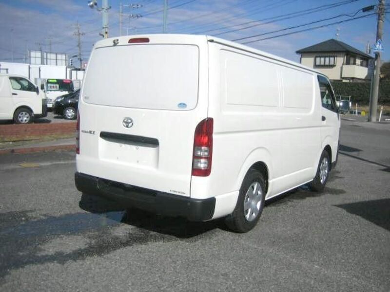 HIACE