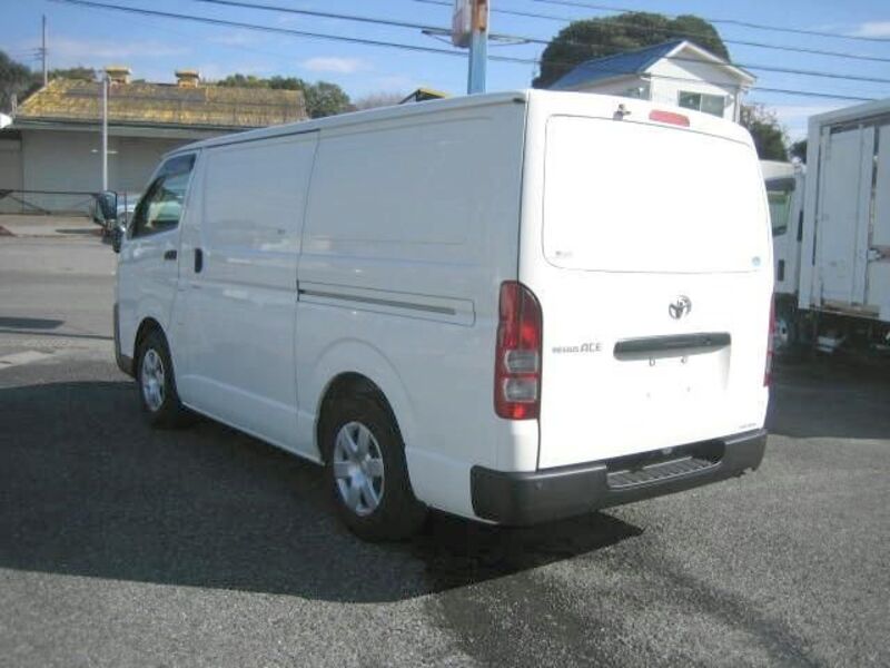 HIACE