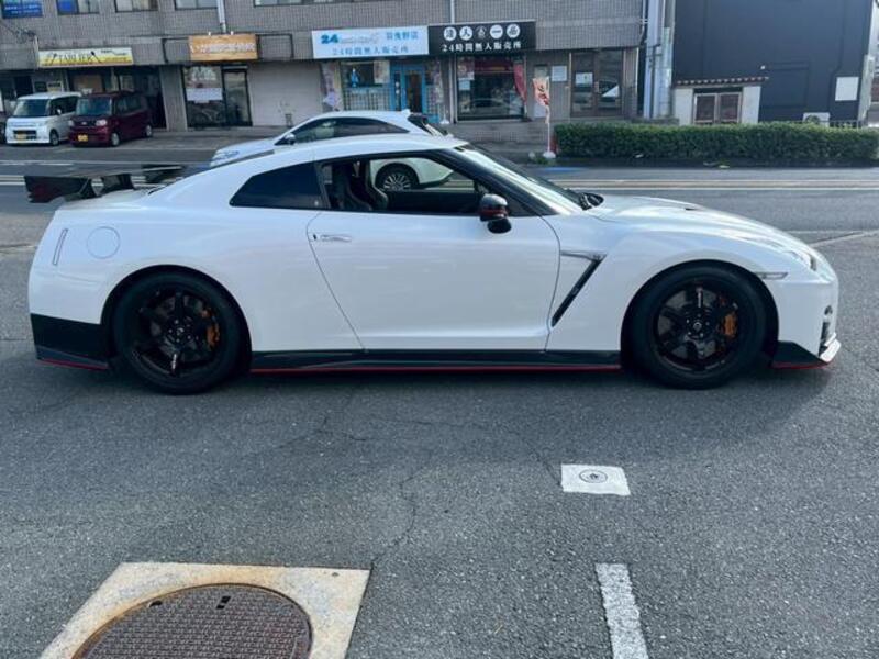 GT-R