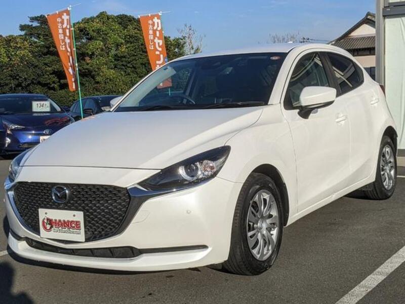 MAZDA2