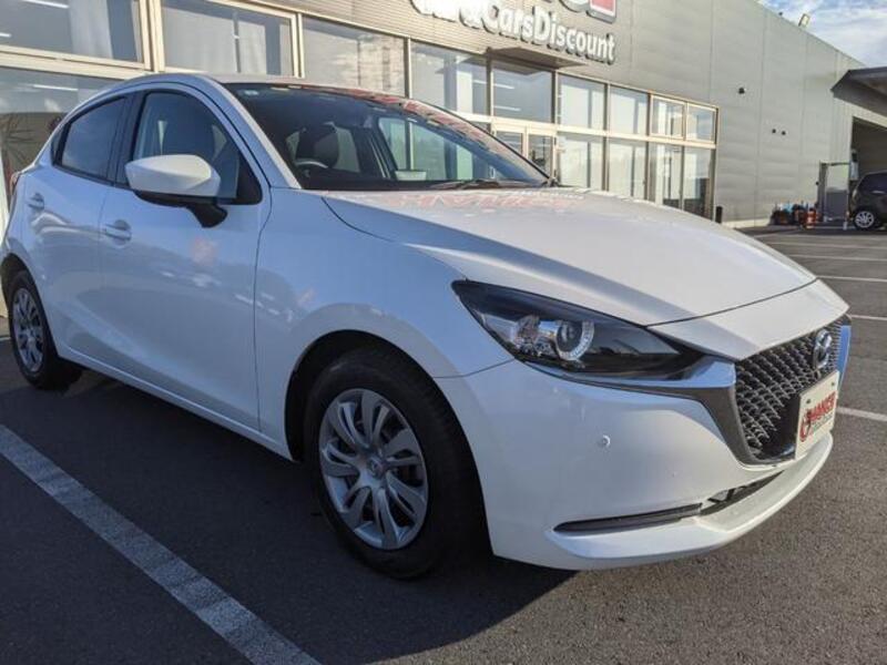 MAZDA2