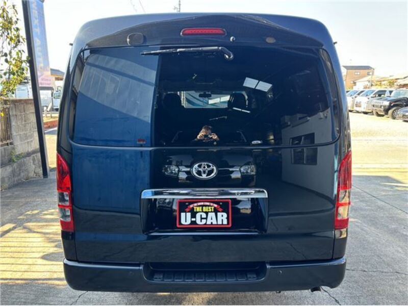 HIACE VAN