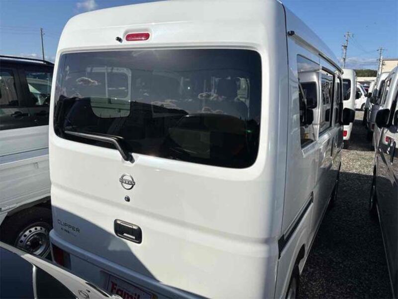 CLIPPER VAN