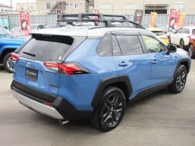 RAV4