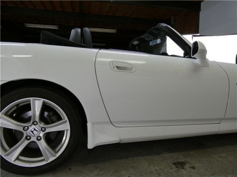 S2000