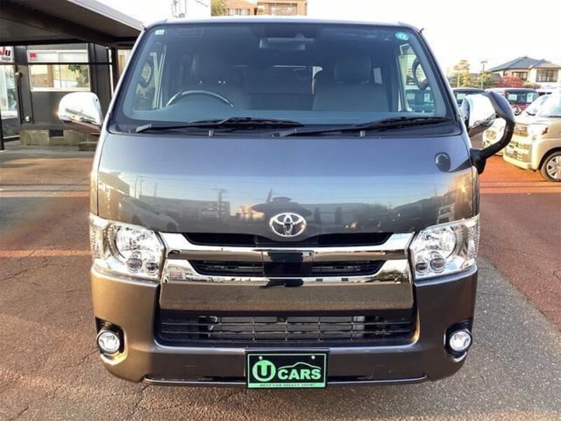 HIACE VAN