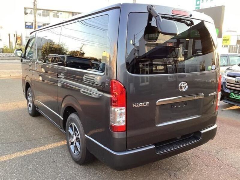 HIACE VAN