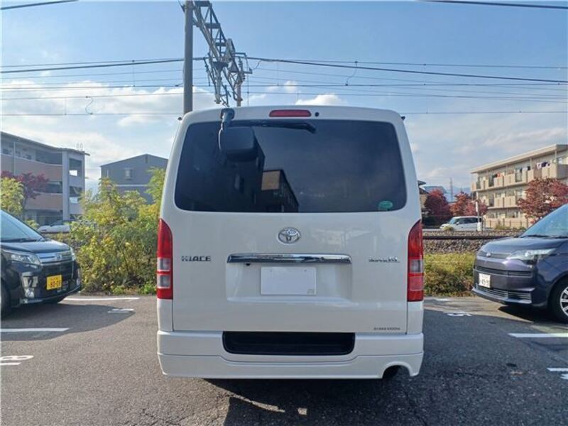 HIACE