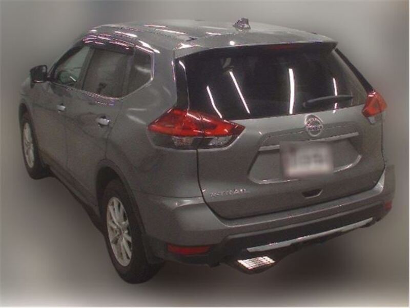 X-TRAIL