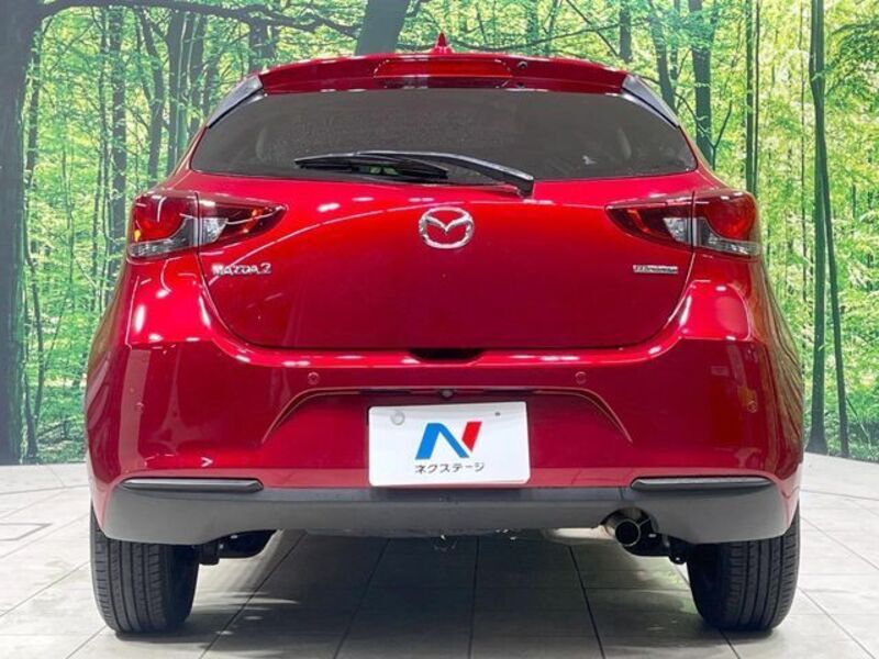 MAZDA2