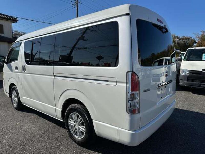 HIACE
