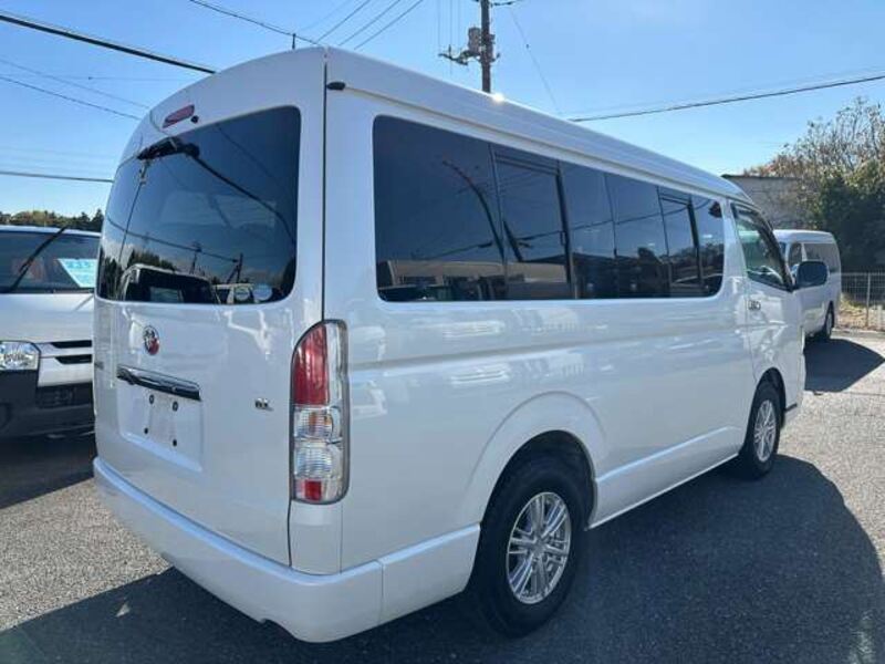 HIACE