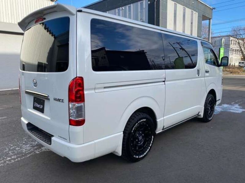 HIACE VAN