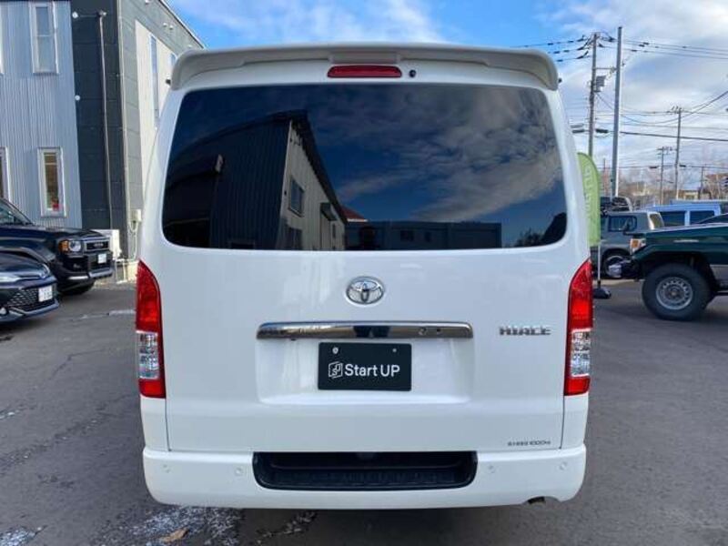 HIACE VAN