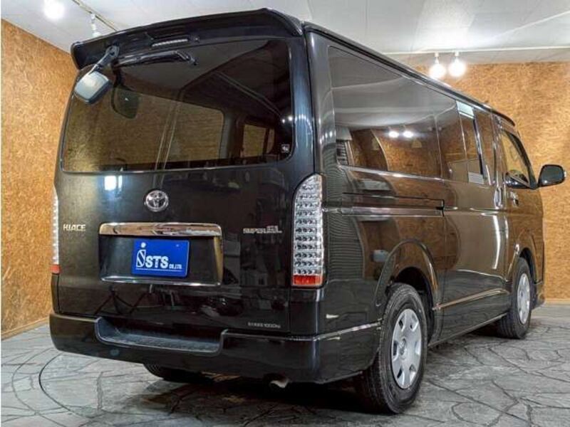 HIACE VAN