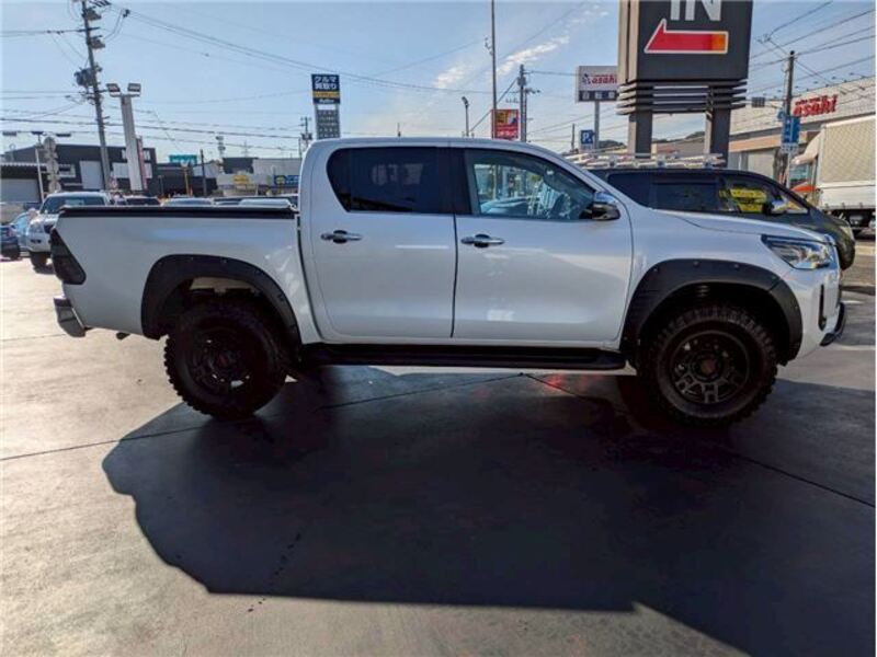 HILUX