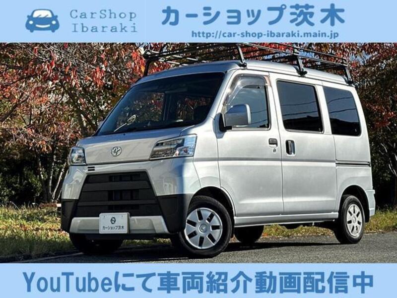 TOYOTA PIXIS VAN