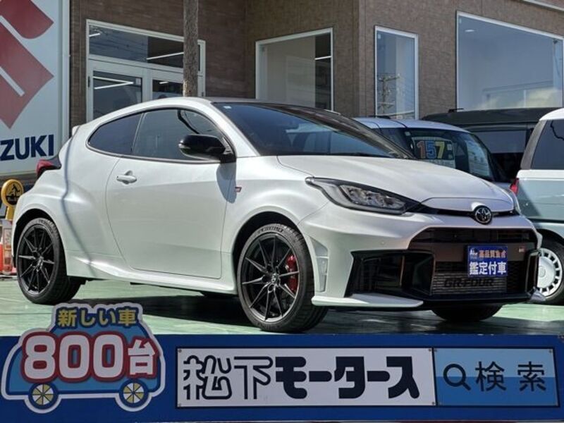 GR YARIS-0