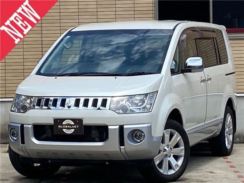 MITSUBISHI DELICA D5