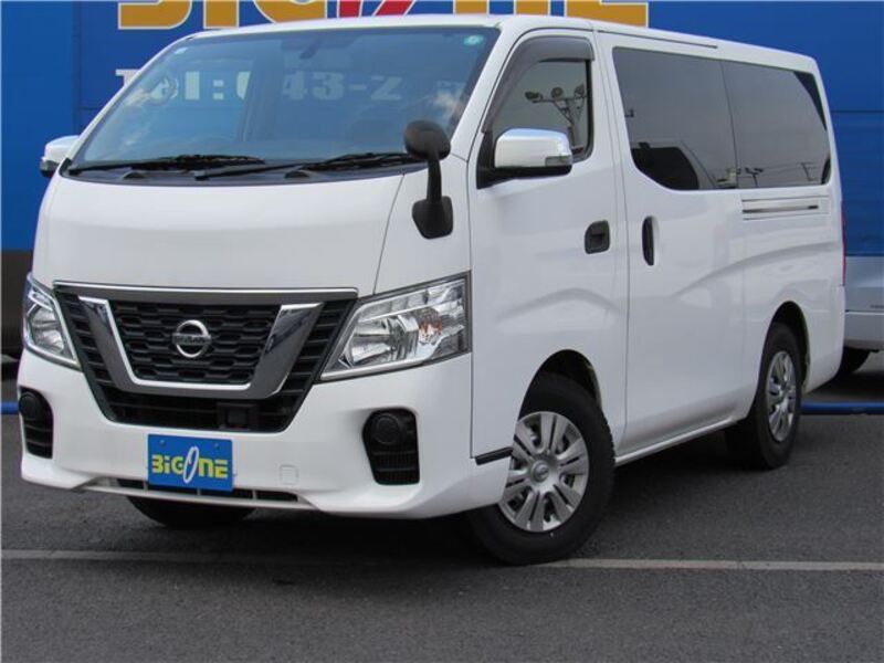 NV350 CARAVAN-0
