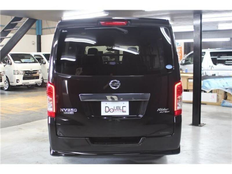 NV350 CARAVAN