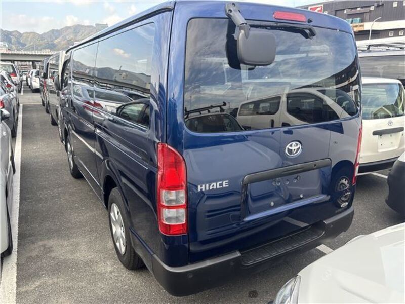 HIACE VAN