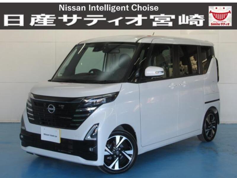 NISSAN ROOX