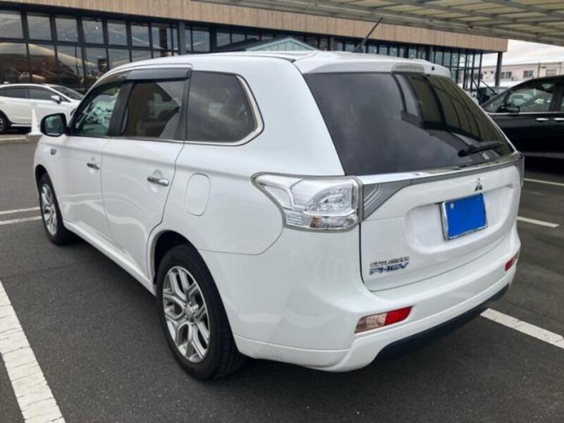 OUTLANDER PHEV